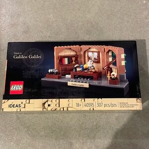 Lego New in Box Tribute to Galileo Galilei